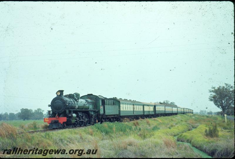 T00934
PMR class 730, tour train
