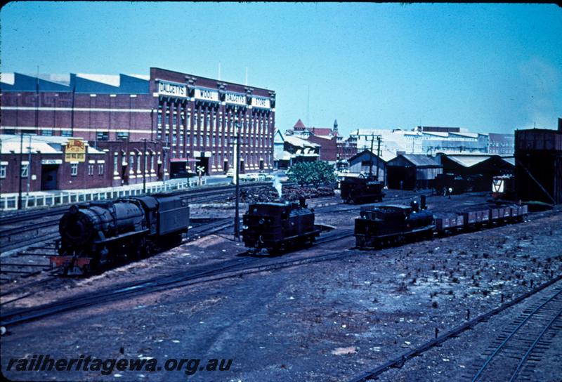 T00941
V class, K class, loco depot, Fremantle
