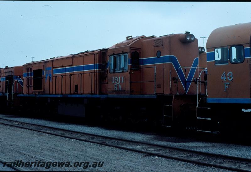 T00983
F class 43, RA class 1911, orange livery
