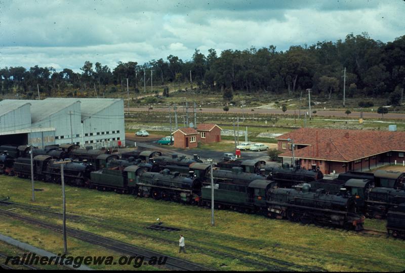 T01007
Steam locos, Collie, stowed
