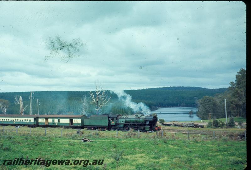 T01014
V class 1204, tour train
