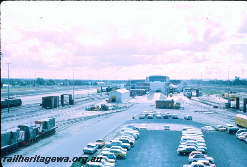 T01017
View across yard, Forrestfield, looking north
