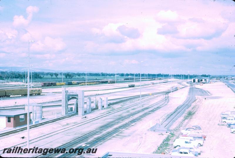 T01027
Marshalling yard, Forrestfield Yard, looking south from Yardmasters office
