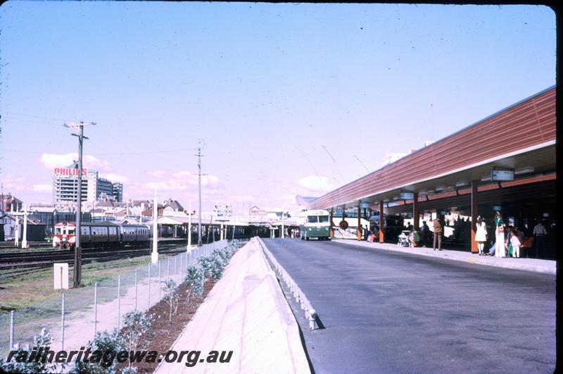 T01032
Bus station, Perth
