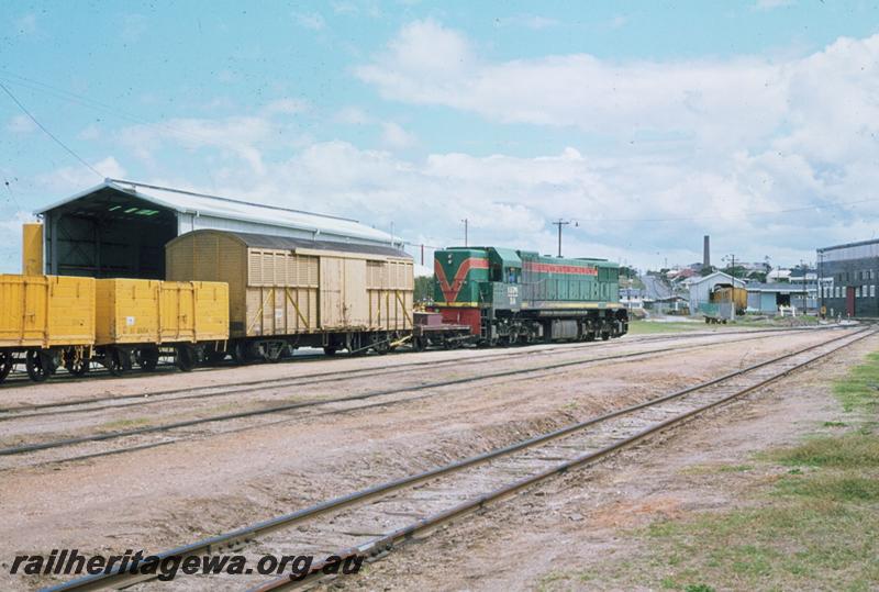 T01045
DA class 1576, Albany, shunting
