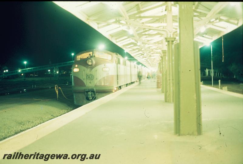 T01061
Commonwealth Railways (CR) GM class 4, Kalgoorlie station, 