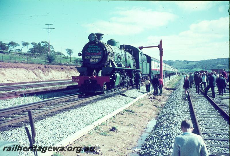 T01100
W class 904, water column, West Toodyay, ARHS tour train
