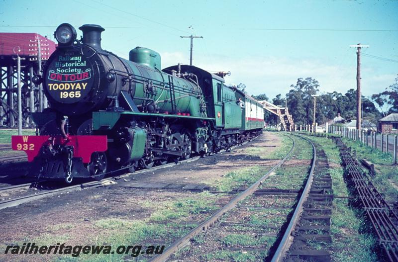 T01115
W class 932, water towers, Chidlow, ER line, ARHS tour train
