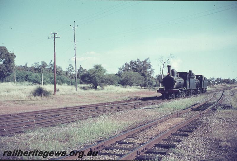 T01215
G class 118 towing G class 67, Armadale, SWR line
