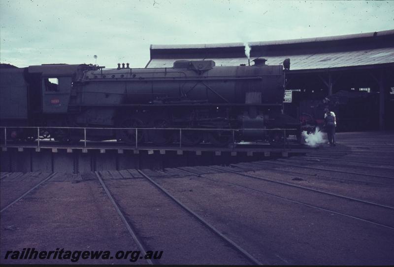 T01221
V class 1215, Bunbury loco depot, on turntable at roundhouse
