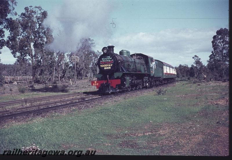 T01260
W class 932, near Chidlow, ER line, ARHS tour train
