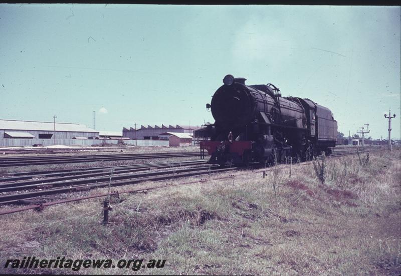 T01263
V class 1214, Midland, front and side view
