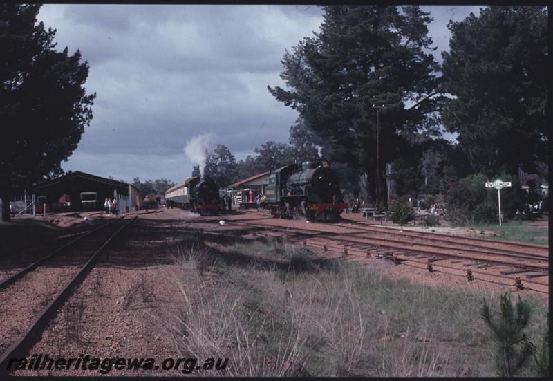 T01266
W class 903 & W class, Dwellingup, Hotham Valley trains
