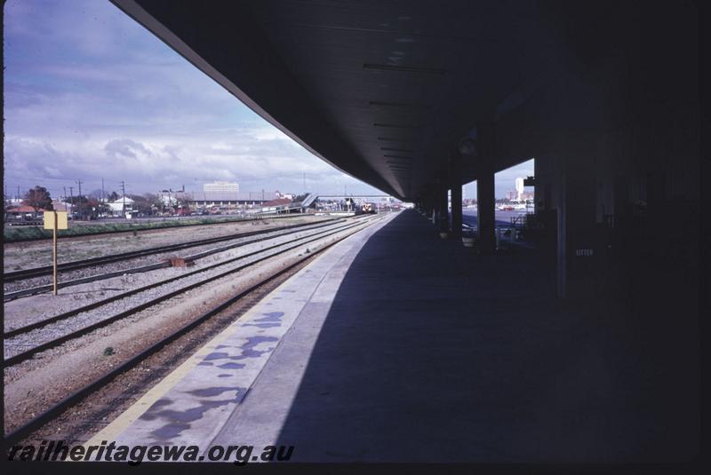 T01275
East Perth Terminal, west end, view from platform
