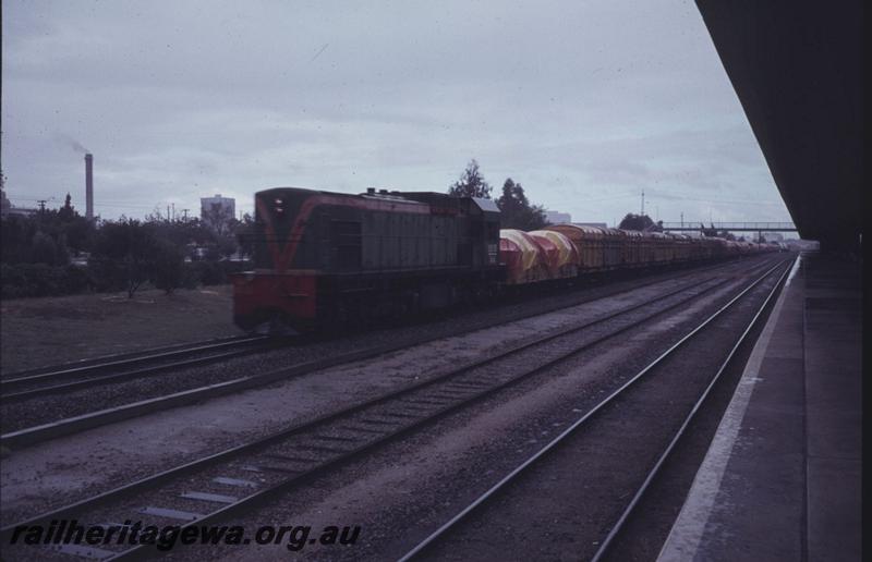 T01320
AA class 1515, East Perth Terminal, goods train
