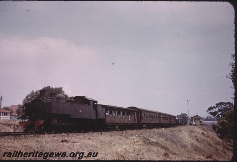 T01346
DM class, AD class carriage, Mount Lawley, suburban passenger train, same as T0785
