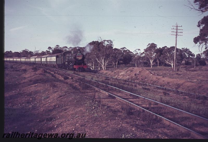 T01424
PMR class 722, near Clackline, ARHS tour train
