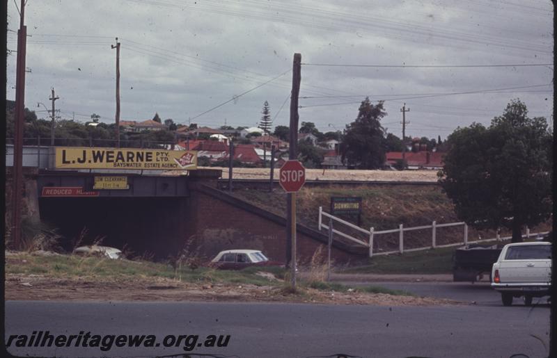 T01484
Subway, Bayswater, original, looking north
