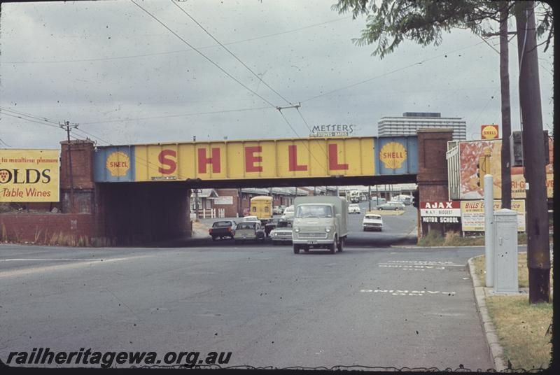 T01494
Subway, West Perth, looking south
