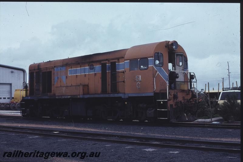 T01503
G class 51, orange livery, side and front view.
