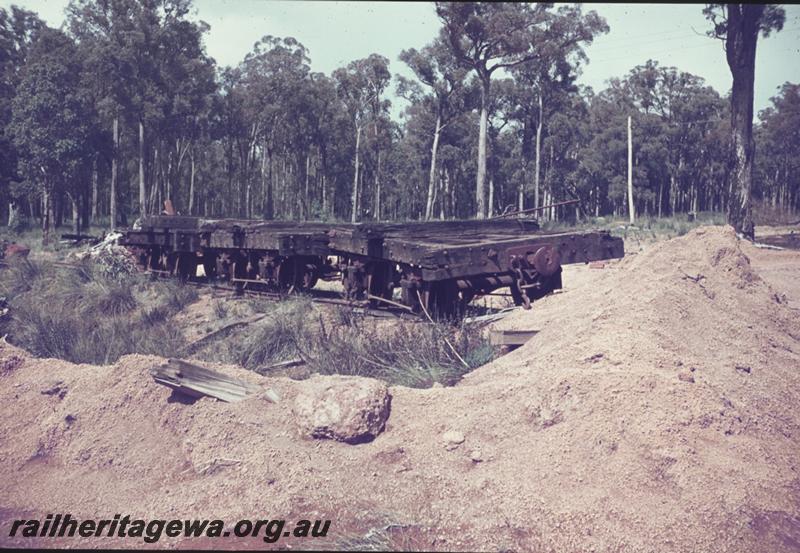 T01548
Wagons, Jarrahdale, disused
