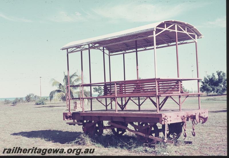 T01550
Passenger carriage, open sided, Broome, on display
