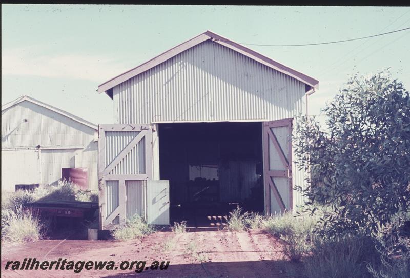 T01552
Loco workshop, PWD, Broome
