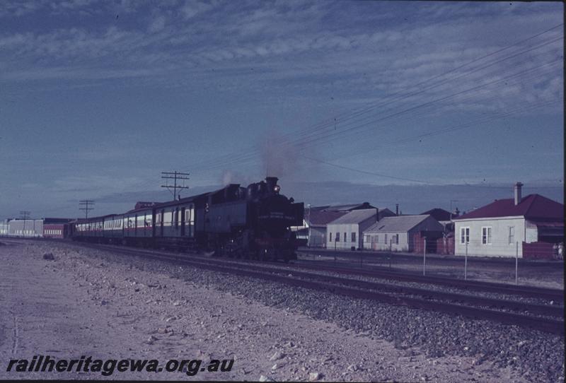 T01568
DM class 586, ARHS tour train
