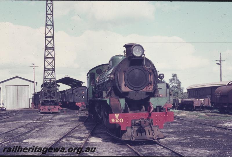 T01584
W class 920, steam crane, Midland loco depot
