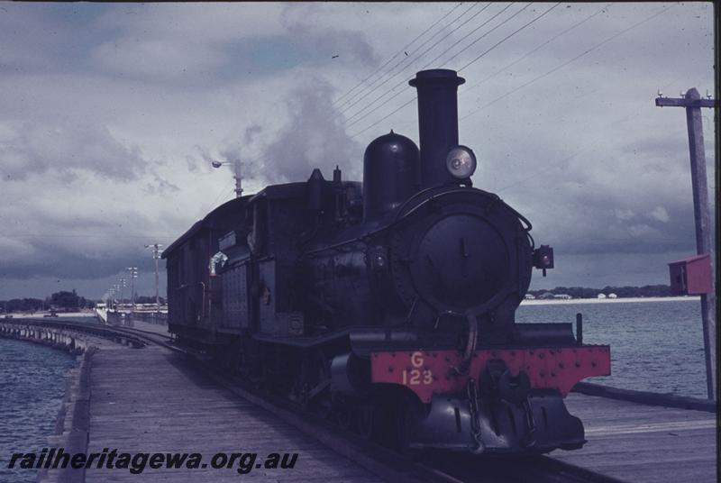 T01705
G class 123, jetty, Busselton
