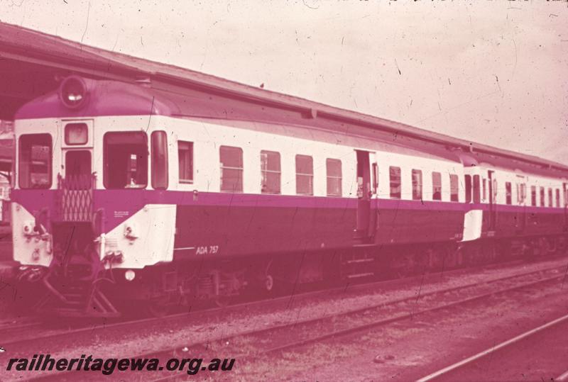 T01718
ARHS Vic Div. visit, ADA class 757, Perth Station. Same as T0631
