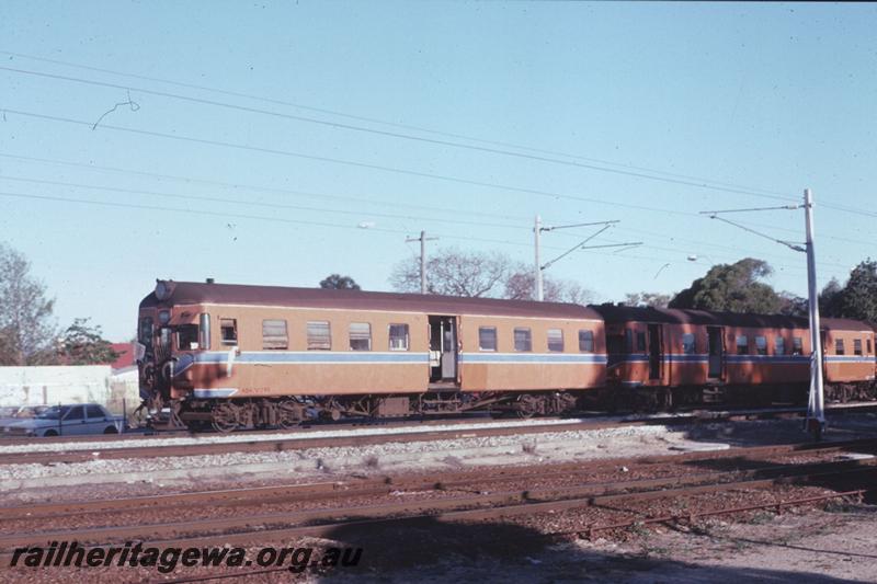 T01743
ADA class 751 on orange liveried railcar set
