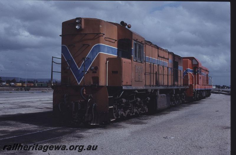 T01775
R class 1903, orange livery
