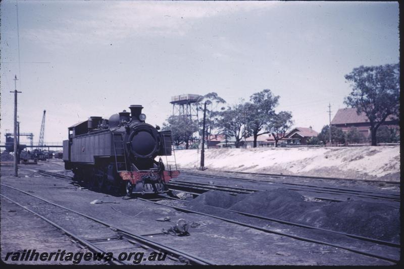 T01826
DM class 585, East Perth loco depot.
