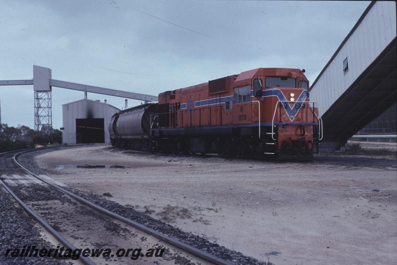 T01845
N class 1876, side and front view
