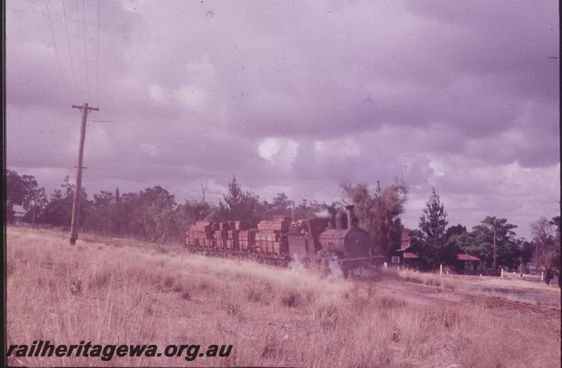 T01861
Millars G class 71, Yarloop, timber train
