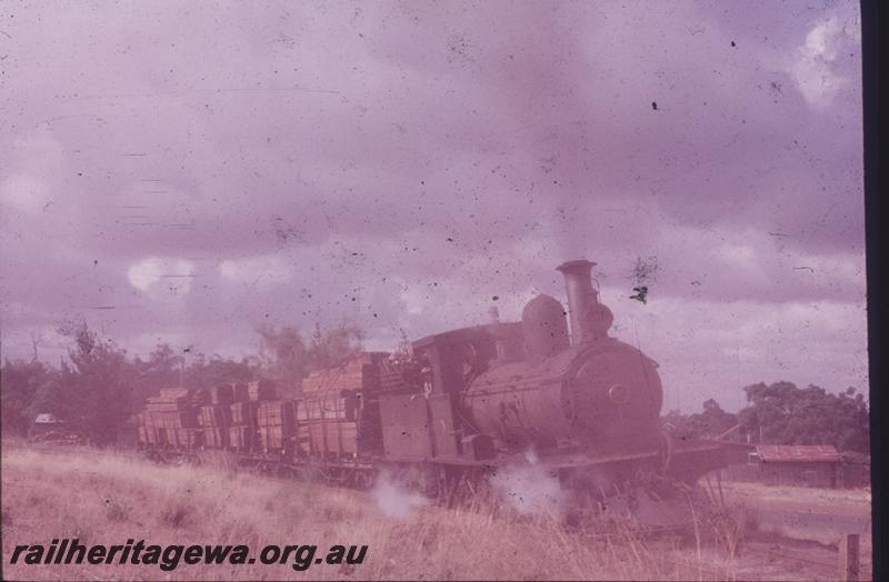 T01862
Millars G class 71, Yarloop, timber train
