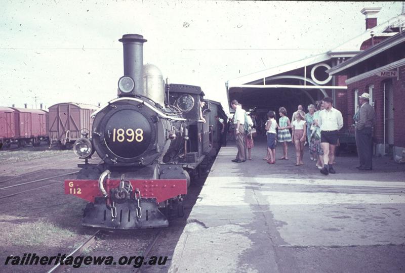 T01864
G class 112, Bunbury, 1898 on smoke box, extra headlight, ARHS tour train
