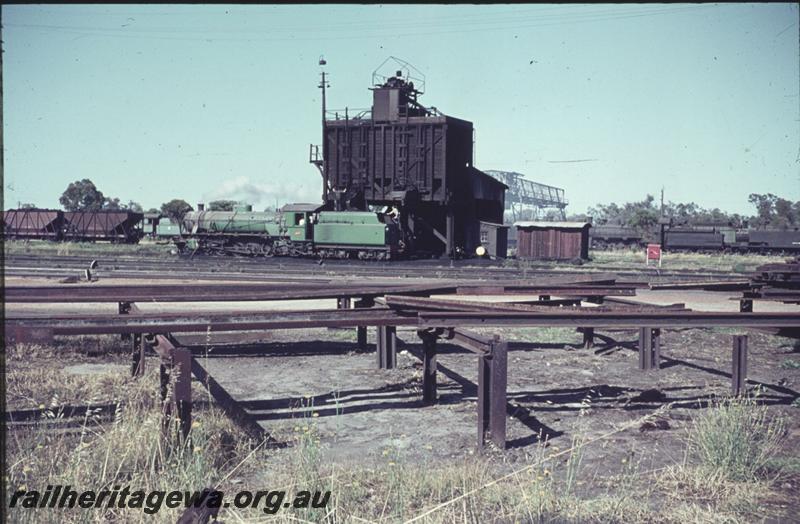 T01872
XA class coal hoppers, W class 926, coal stage, grounded van body, fire hose box,  Midland Loco Depot
