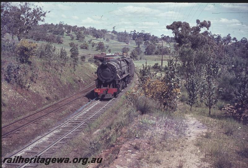 T01918
V class 1214, approaching Swan View, ER line, goods train, eastbound

