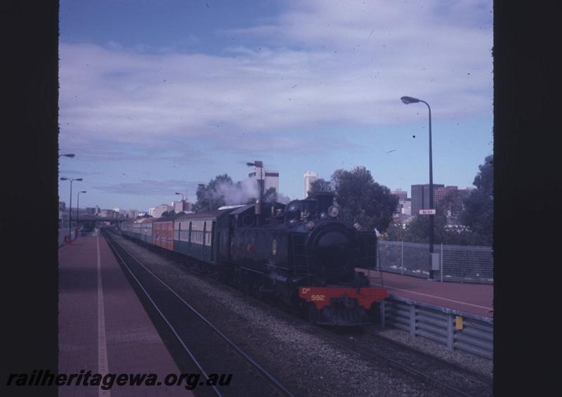 T01960
DD class 592, West Perth, ARHS City Circle tour train
