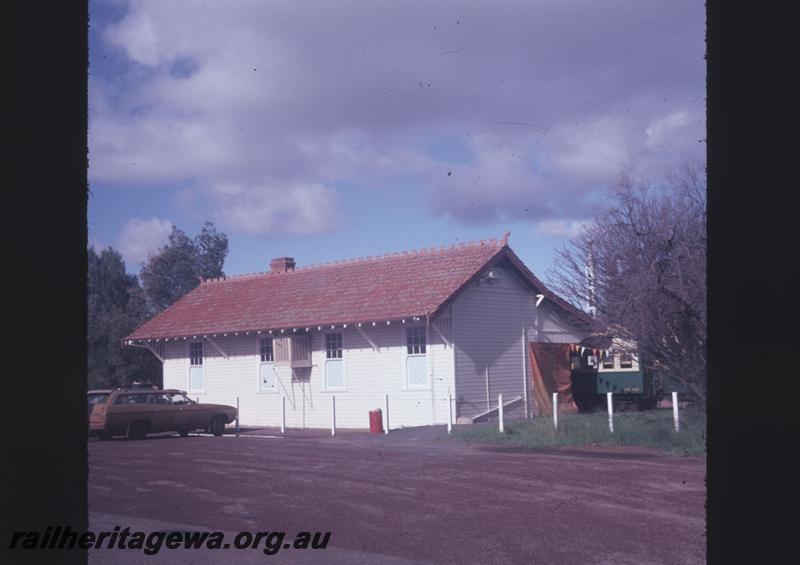 T01963
Station building, street side, Quairading, YB line
