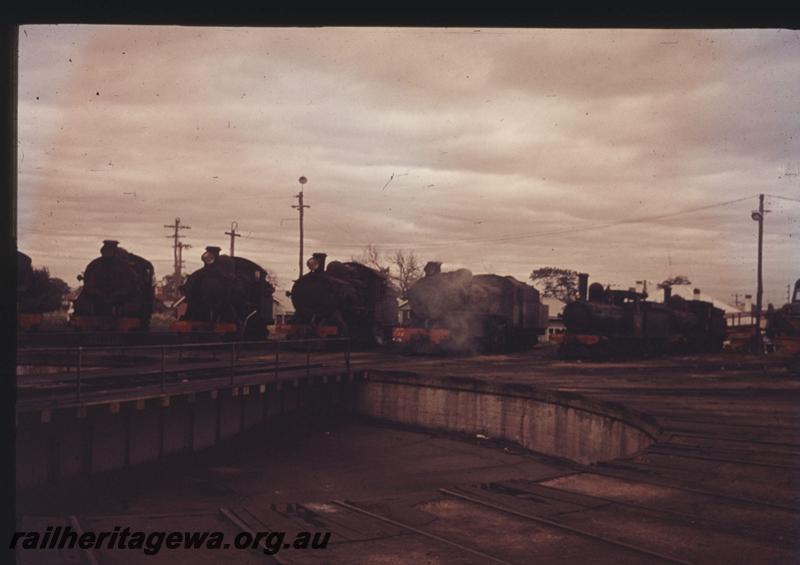 T01967
Turntable, Bunbury loco depot, line up of locos around the pit
