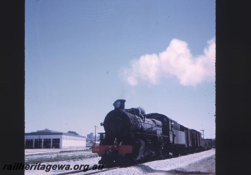 T01998
PM class 726, Claisebrook, on No.35 goods train
