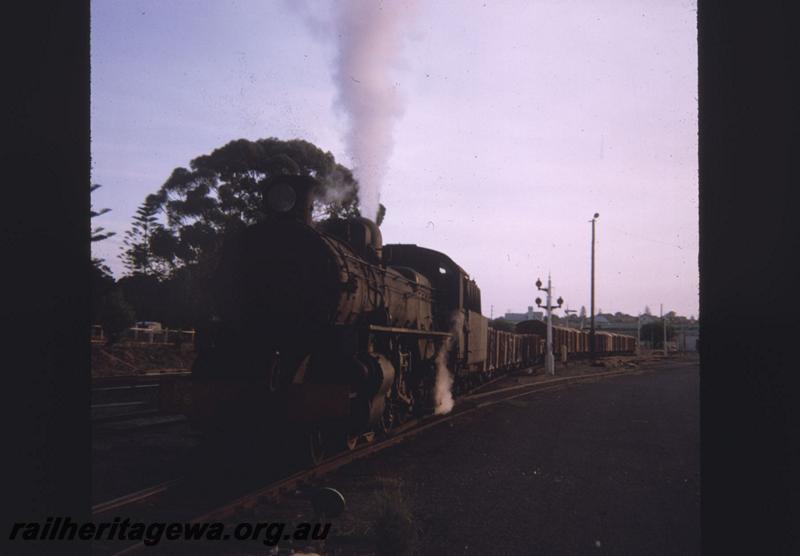 T02009
PM class 726, Claremont, on No.861 goods train
