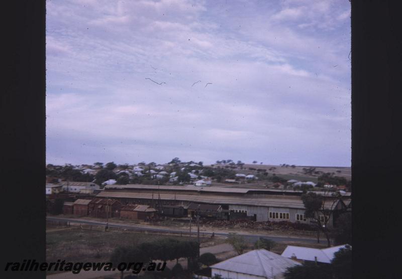 T02014
Loco depot, Northam, view from bridge over the Avon River on ARHS tour train
