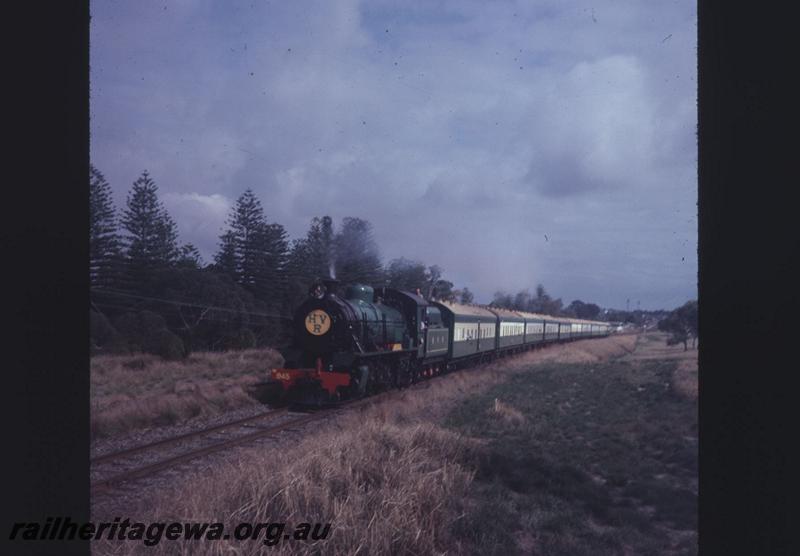 T02044
W class 945 with HVR headboard, Shenton Park
