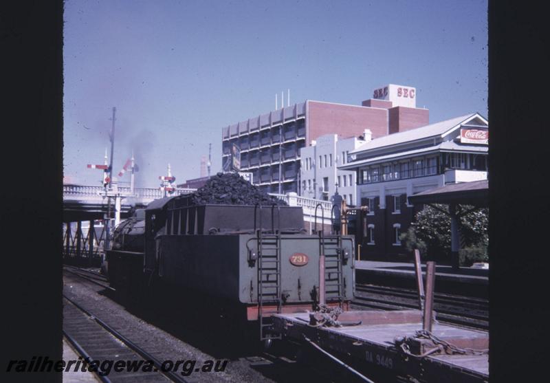 T02067
PM class 731, Perth station, No.35 Goods train, rear view of tender
