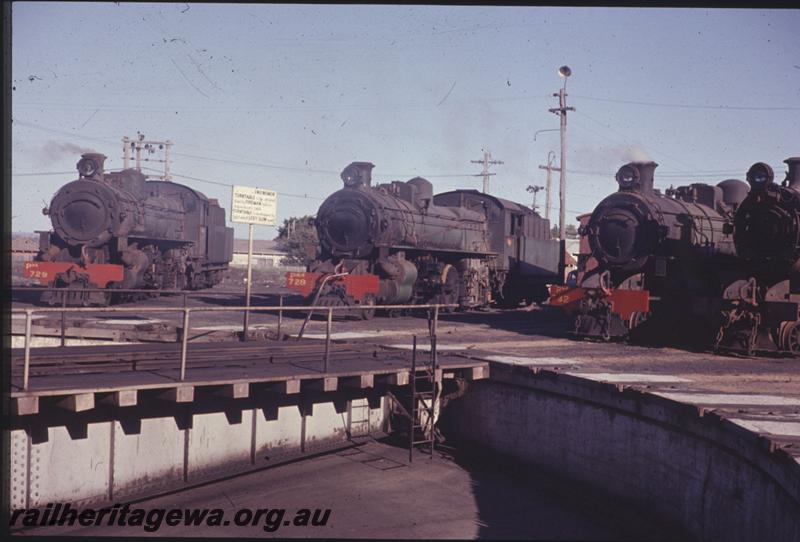 T02216
PMR class 723, PMR class 729 & PMR class 732, turntable Bunbury loco depot
