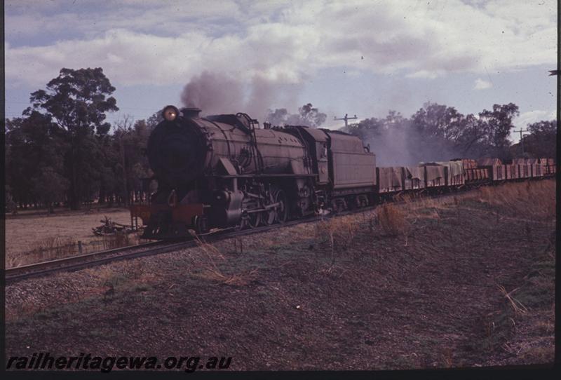 T02218
V class 1209, Picton, No.168 goods train. SWR line
